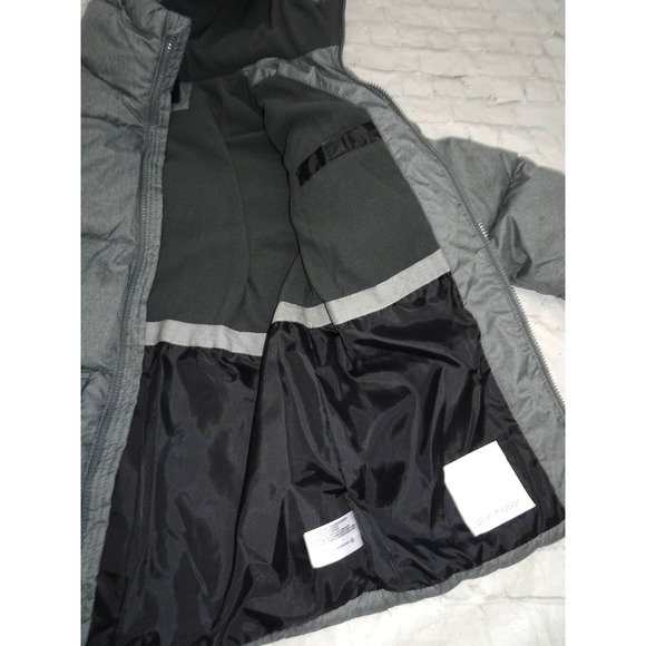 All In Motion Boys Girls Short Puffer Jacket Large 12/14 Gray Extendable… - Picture 4 of 12